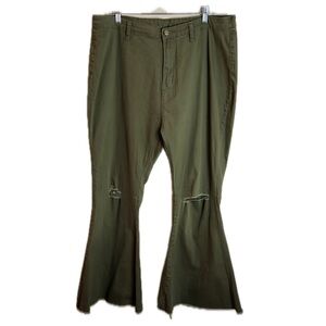 Army Green‎ Flare Sz 3X Wide Leg Jeans with Distressed Knee Rips